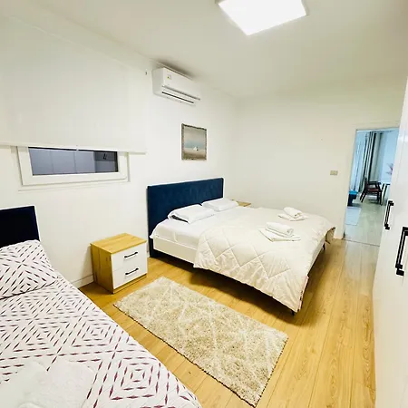 Premium With Balcony Apartment Tirana