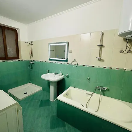 Premium With Balcony Apartment Tirana