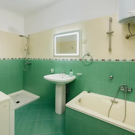 Apartment Premium With Balcony